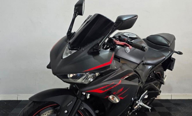 YAMAHA YZF R-3 321/ABS 2018 Gasolina-5