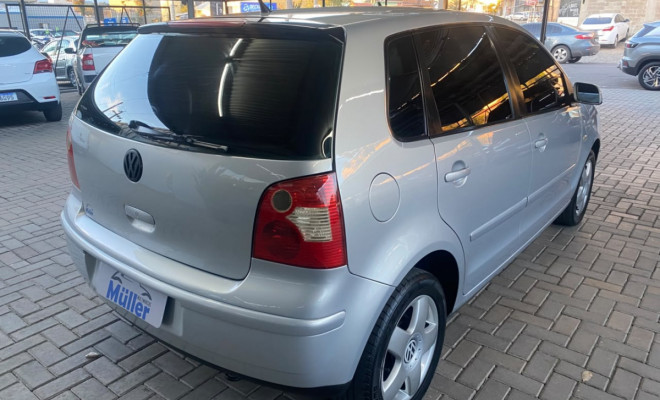 VW - VolksWagen Polo 1.6 Mi/ S.Ouro 1.6Mi 101cv 8V 5p 2005 Gasolina-4