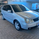 VW - VolksWagen Polo 1.6 Mi/ S.Ouro 1.6Mi 101cv 8V 5p 2005 Gasolina-1