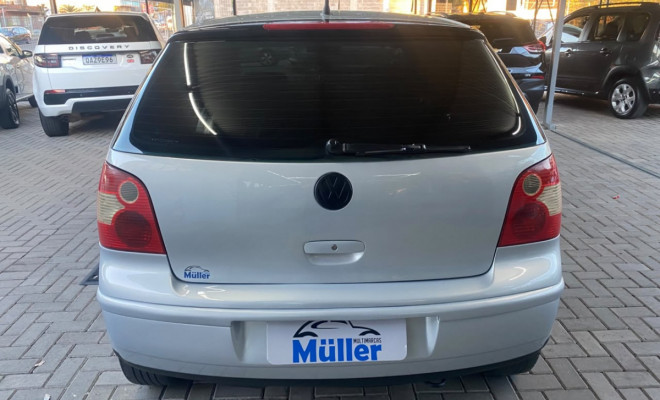 VW - VolksWagen Polo 1.6 Mi/ S.Ouro 1.6Mi 101cv 8V 5p 2005 Gasolina-3