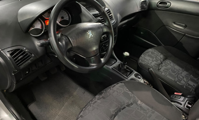 Peugeot 207 SW XR Sport 1.4 Flex 8V 5p 2010 Flex-5