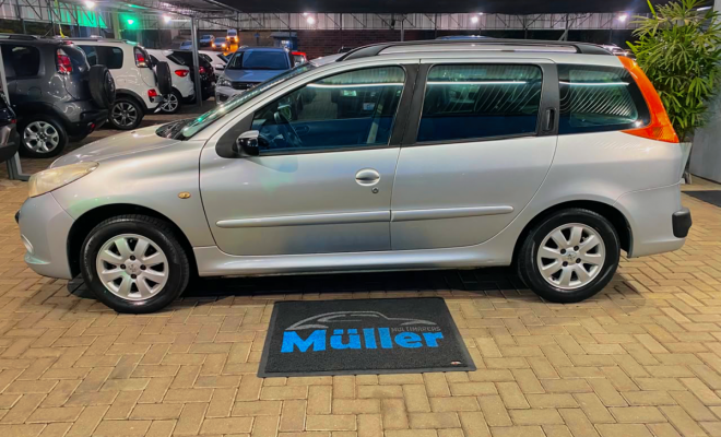 Peugeot 207 SW XR Sport 1.4 Flex 8V 5p 2010 Flex-1
