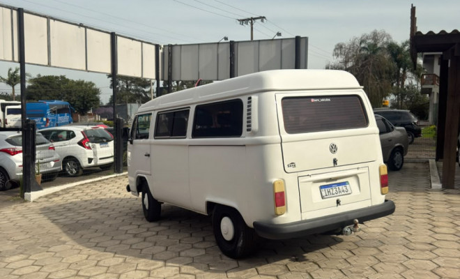 VW - VolksWagen Kombi Standard/ Luxo/ Série Prata 1999 Álcool-3