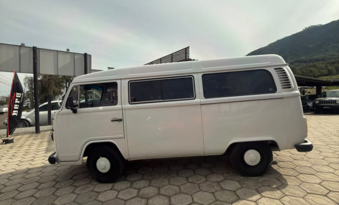 VW - VolksWagen Kombi Standard/ Luxo/ Série Prata 1999 Álcool-1