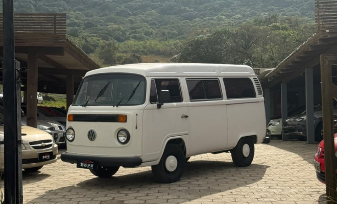 VW - VolksWagen Kombi Standard/ Luxo/ Série Prata 1999 Álcool