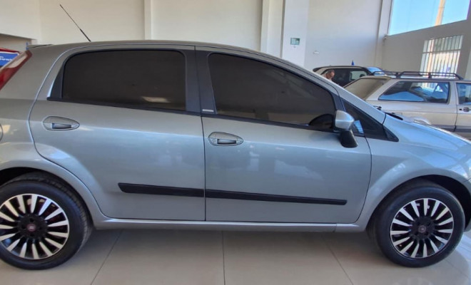 Fiat Punto 1.4 Fire Flex 8V 5p 2010 Flex-5