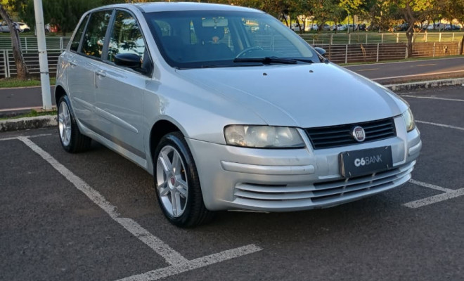 Fiat Stilo 1.8/ 1.8 Connect 8V 103cv 5p 2004 Gasolina-1