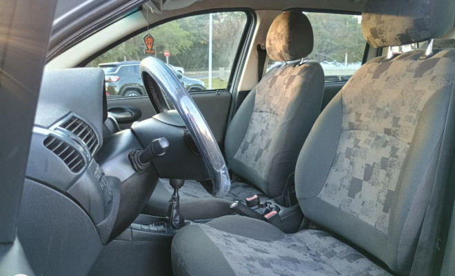 Fiat Stilo 1.8/ 1.8 Connect 8V 103cv 5p 2004 Gasolina-3
