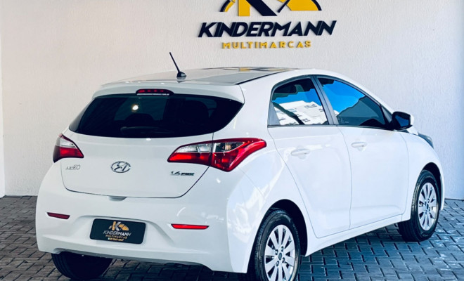 Hyundai HB20 C./C.Plus/C.Style 1.6 Flex 16V Mec. 2014 Flex-4