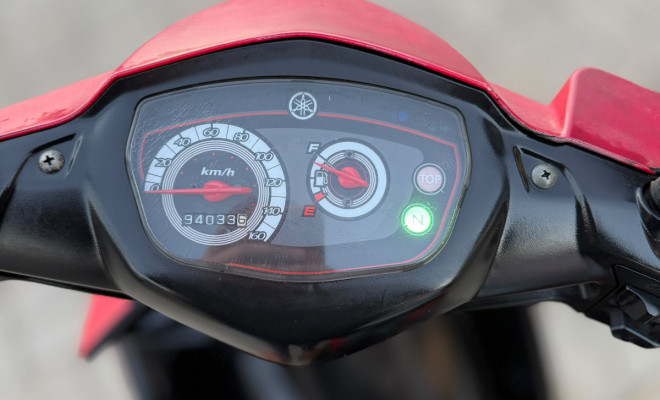 YAMAHA T115 CRYPTON ED 2012 Gasolina-8