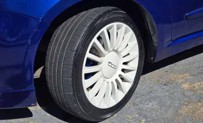 Fiat 500 LOUNGE 1.4 16V 100cv Dualogic 2010 Gasolina-5