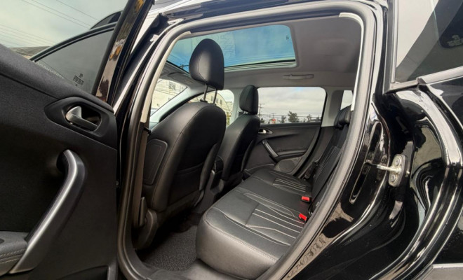 Peugeot 2008 Griffe 1.6 Turbo Flex 16V 5p Aut. 2023 Flex-6