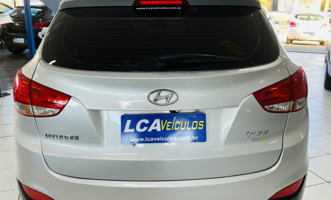 Hyundai ix35 2.0 16V 170cv 2WD/4WD Mec. 2012 Gasolina-4