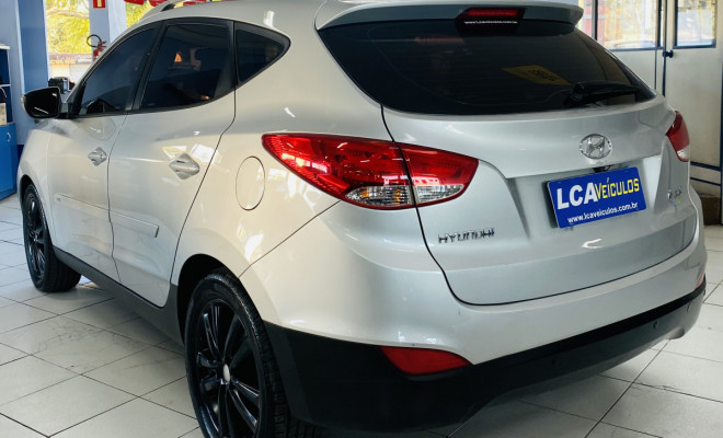 Hyundai ix35 2.0 16V 170cv 2WD/4WD Mec. 2012 Gasolina-3
