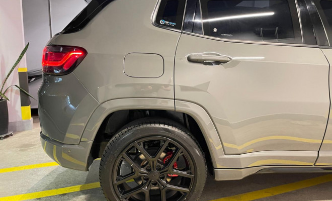 Jeep Compass BlackHawk Hurricane 2.0 4x4 TB Gasolina Aut. 2026-5