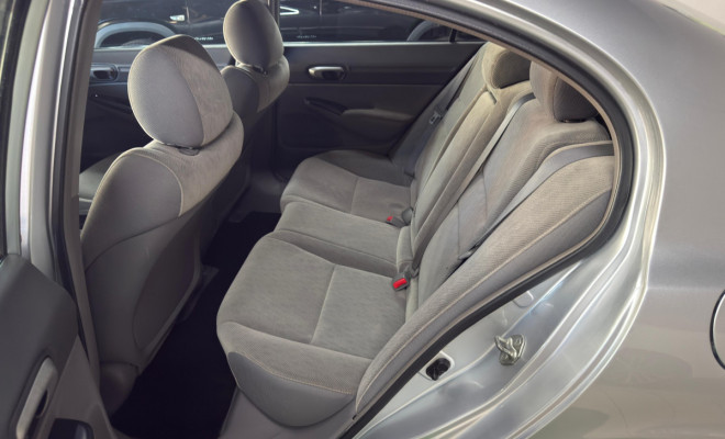 Honda Civic Sed. LXL/ LXL SE 1.8 Flex 16V Aut. 2011 Flex-5