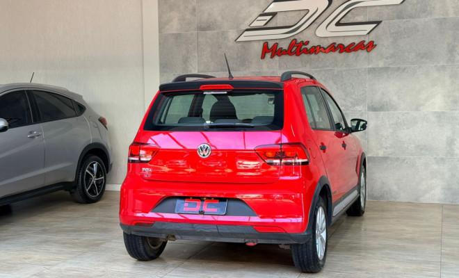 VW - VolksWagen Fox TRACK 1.0 Flex 12V 5p 2016 Flex-1