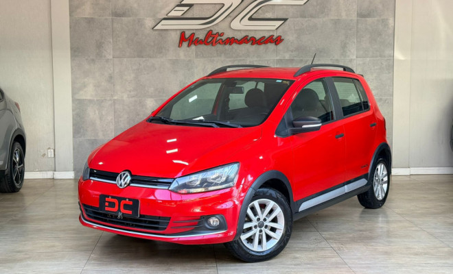 VW - VolksWagen Fox TRACK 1.0 Flex 12V 5p 2016 Flex