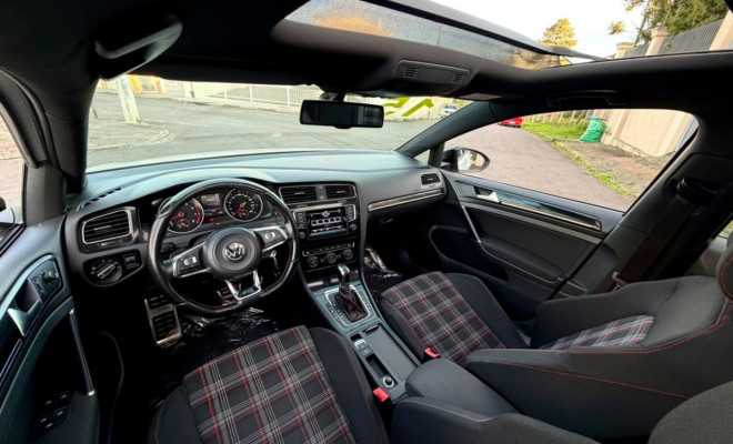 VW - VolksWagen Golf GTi 2.0 TSI 220cv Aut. 2015 Gasolina-8