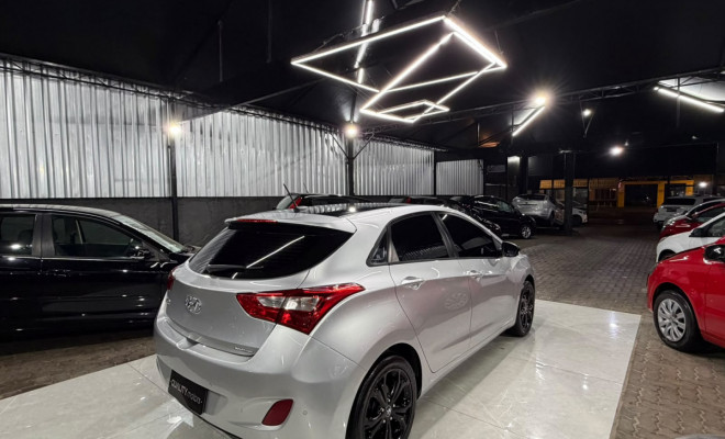 Hyundai i30 1.8 16V Aut. 5p 2014 Flex-2