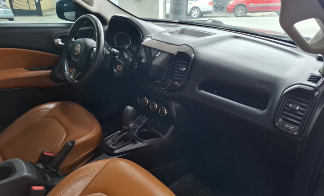 Fiat Toro Freedom 2.4 16V Flex Aut. 2017 Flex-7