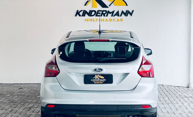 Ford Focus 1.6 S/SE/SE Plus Flex 8V/16V  5p 2014 Flex-3