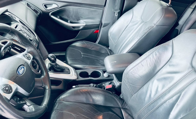 Ford Focus 1.6 S/SE/SE Plus Flex 8V/16V  5p 2014 Flex-7