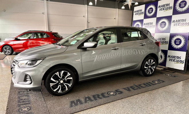 GM - Chevrolet ONIX HATCH PREM. 1.0 12V TB Flex 5p Aut. 2025 Flex-2