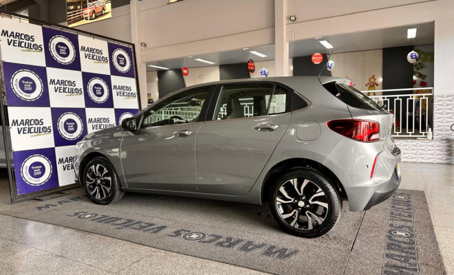 GM - Chevrolet ONIX HATCH PREM. 1.0 12V TB Flex 5p Aut. 2025 Flex-3