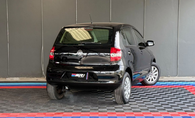 VW - VolksWagen Fox Plus 1.6Mi/ 1.6Mi Total Flex 8V 4p 2009 Flex-7