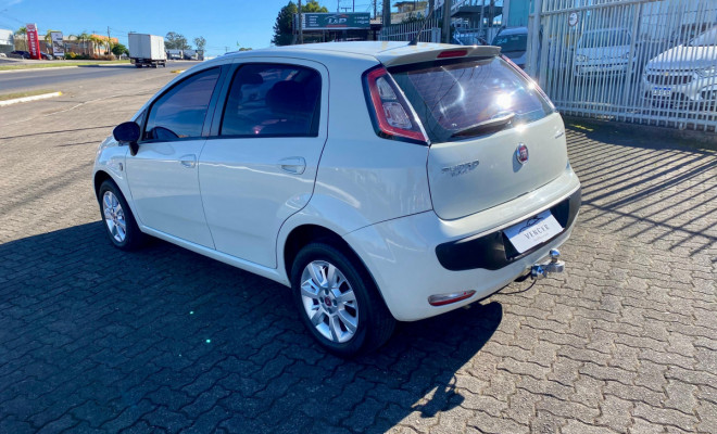 Fiat Punto ATTRACTIVE ITALIA 1.4 8V - 2017-2