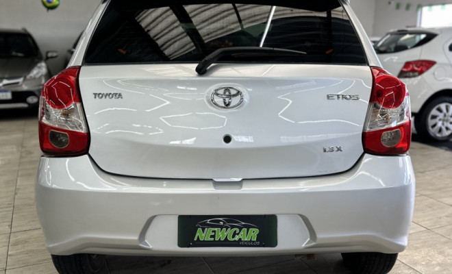 Toyota ETIOS X 1.3 Flex 16V 5p Mec. 2018 Flex-3