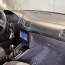 VW - VolksWagen Golf 1.6Mi/ 1.6Mi Gener./Black & Silver 2003 Gasolina-6