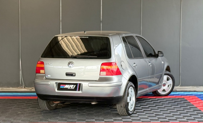 VW - VolksWagen Golf 1.6Mi/ 1.6Mi Gener./Black & Silver 2003 Gasolina-7