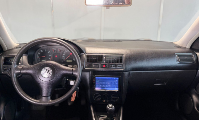 VW - VolksWagen Golf 1.6Mi/ 1.6Mi Gener./Black & Silver 2003 Gasolina-3