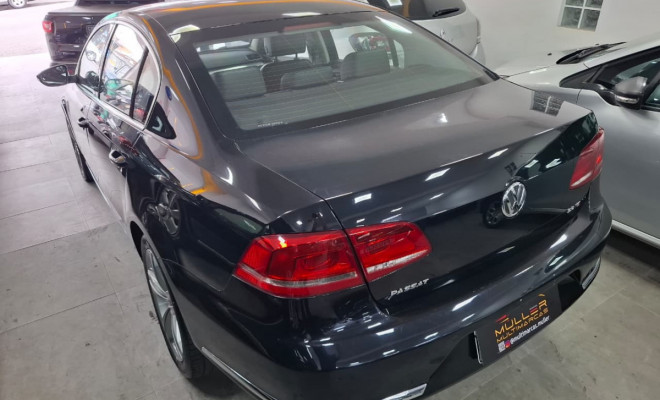 VW - VolksWagen Passat TB 2.0 FSI/TSI 211cv Tiptronic 4p 2012 Gasolina-16