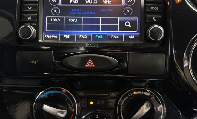 Toyota ETIOS PLATINUM Sed. 1.5 Flex 16V 4p Aut. 2017 Flex-4