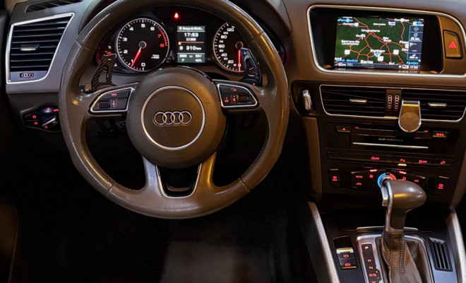 Audi Q5 2.0 16V TFSI 225cv Quattro Tiptronic 2015-8