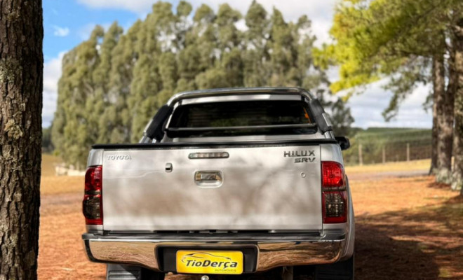 Toyota Hilux CD SRV D4-D 4x4 3.0 TDI Diesel Aut 2013 Diesel-0