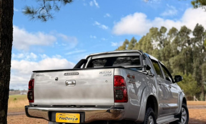 Toyota Hilux CD SRV D4-D 4x4 3.0 TDI Diesel Aut 2013 Diesel-1