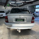 GM - Chevrolet Corsa Sedan GLS 1.6 16V MPFI 4p 2000 Gasolina-3