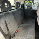 GM - Chevrolet Corsa Sedan GLS 1.6 16V MPFI 4p 2000 Gasolina-9