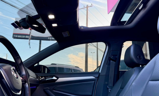 VW - VolksWagen JETTA R-Line 250 TSI 1.4 Flex 16V Aut. 2019 Flex-3