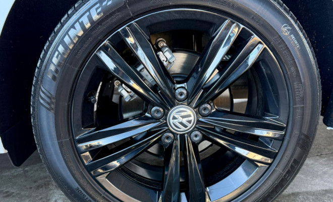 VW - VolksWagen JETTA R-Line 250 TSI 1.4 Flex 16V Aut. 2019 Flex-4