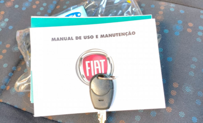 Fiat UNO VIVACE Celeb. 1.0 EVO F. Flex 8V 3p 2014 Flex-7