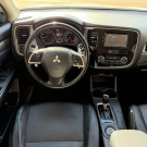 OUTLANDER GT 3.0 V6 Aut. 7 LUGARES-3