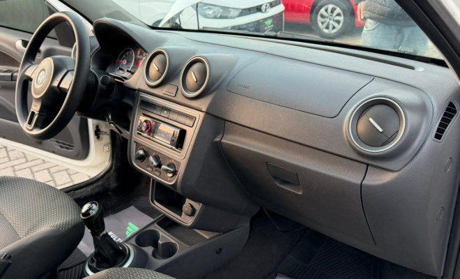 VW - VolksWagen Saveiro 1.6 Mi/ 1.6 Mi Total Flex 8V 2014 Flex-6