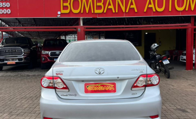 Toyota Corolla XLi 1.8/1.8 Flex 16V Aut. 2014 Flex-2