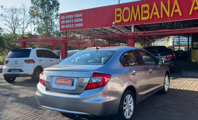 Honda Civic Sedan LXS 1.8/1.8 Flex 16V Aut. 4p 2014 Flex-3
