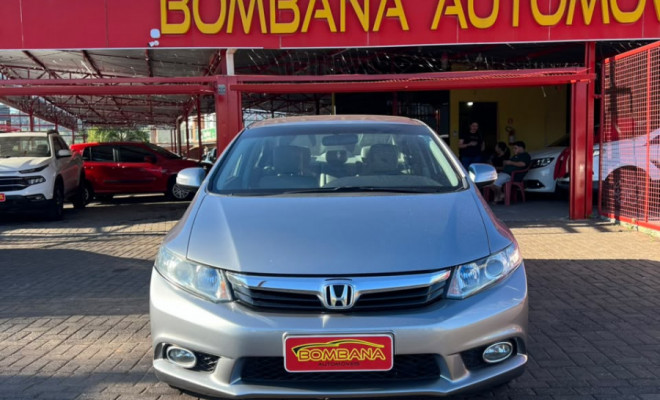 Honda Civic Sedan LXS 1.8/1.8 Flex 16V Aut. 4p 2014 Flex-6
